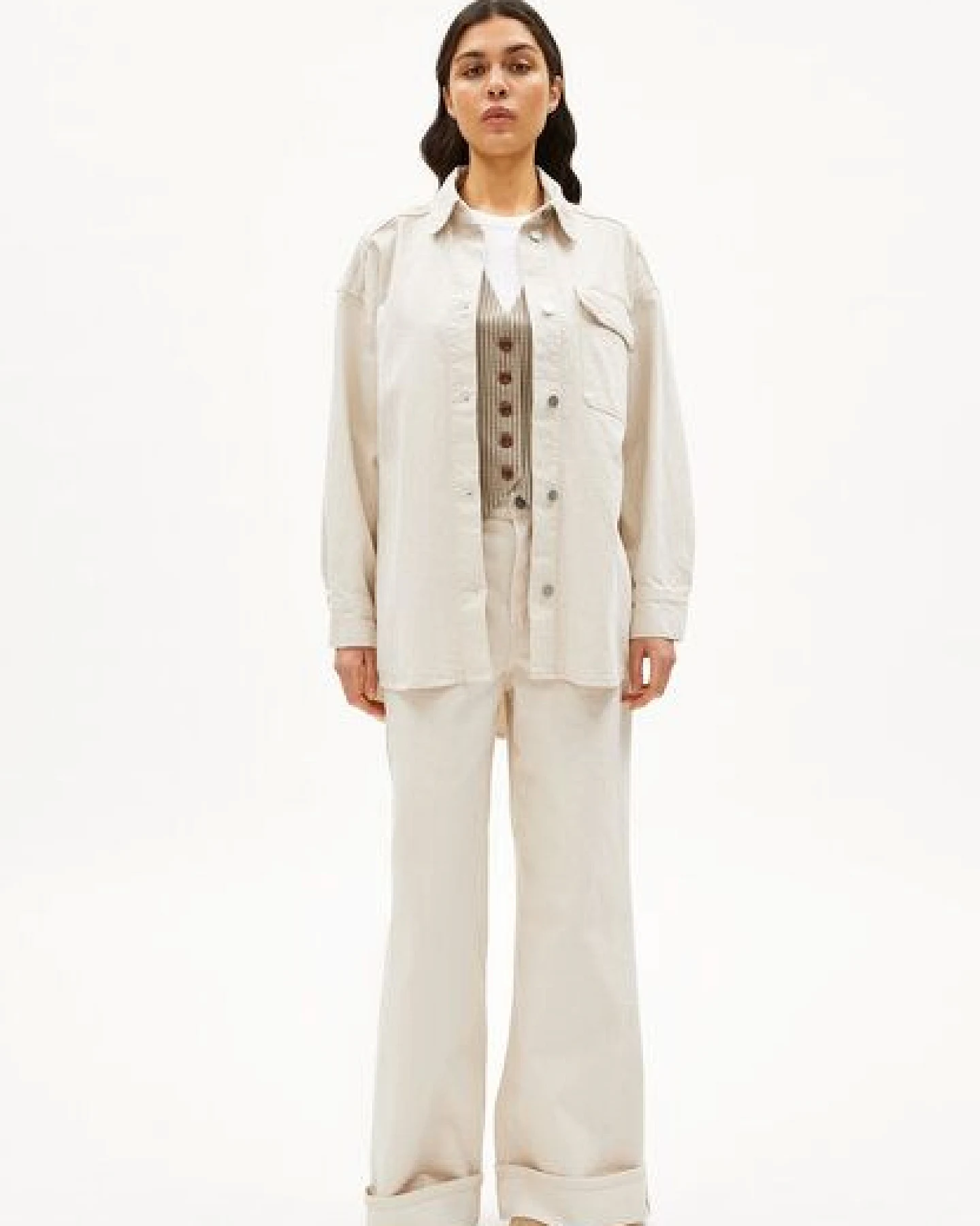 ARMEDANGELS TAALE Damen Overshirt aus recycelter Baumwolle – Ansicht 4