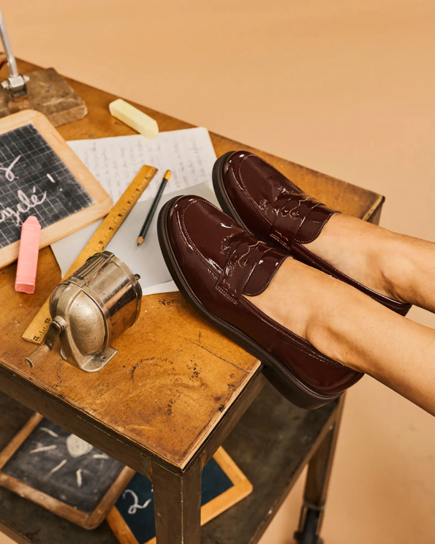 Minuit Sur Terre Damen vegan Loafer Accord Schokoladenbraun – Ansicht 2