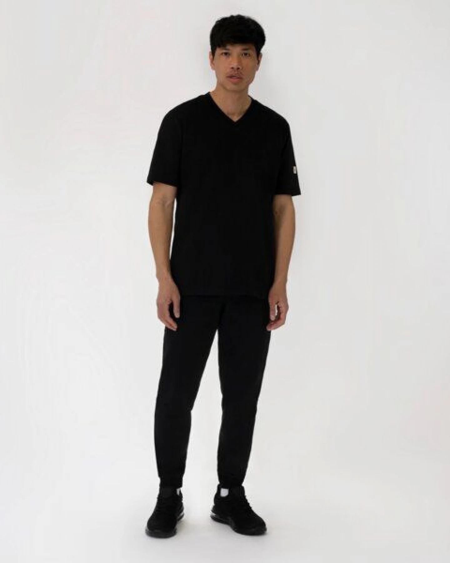 TAO Sportswear Warme Herren Jogginghose ERIK aus Bio-Baumwolle – Ansicht 4