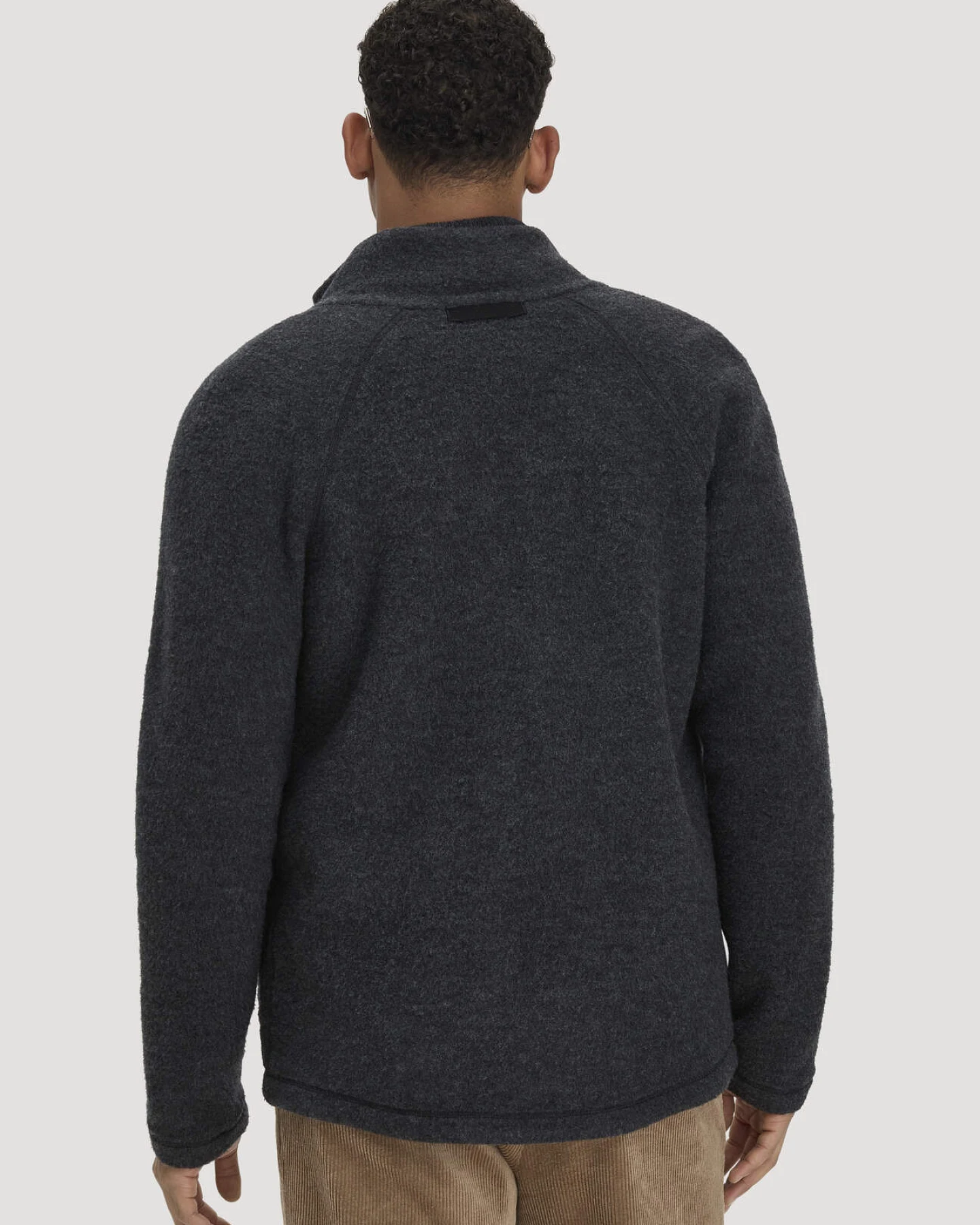 hessnatur Herren Wollfleece Jacke Regular aus Bio-Merinowolle - grau - Größe 46 – Ansicht 3