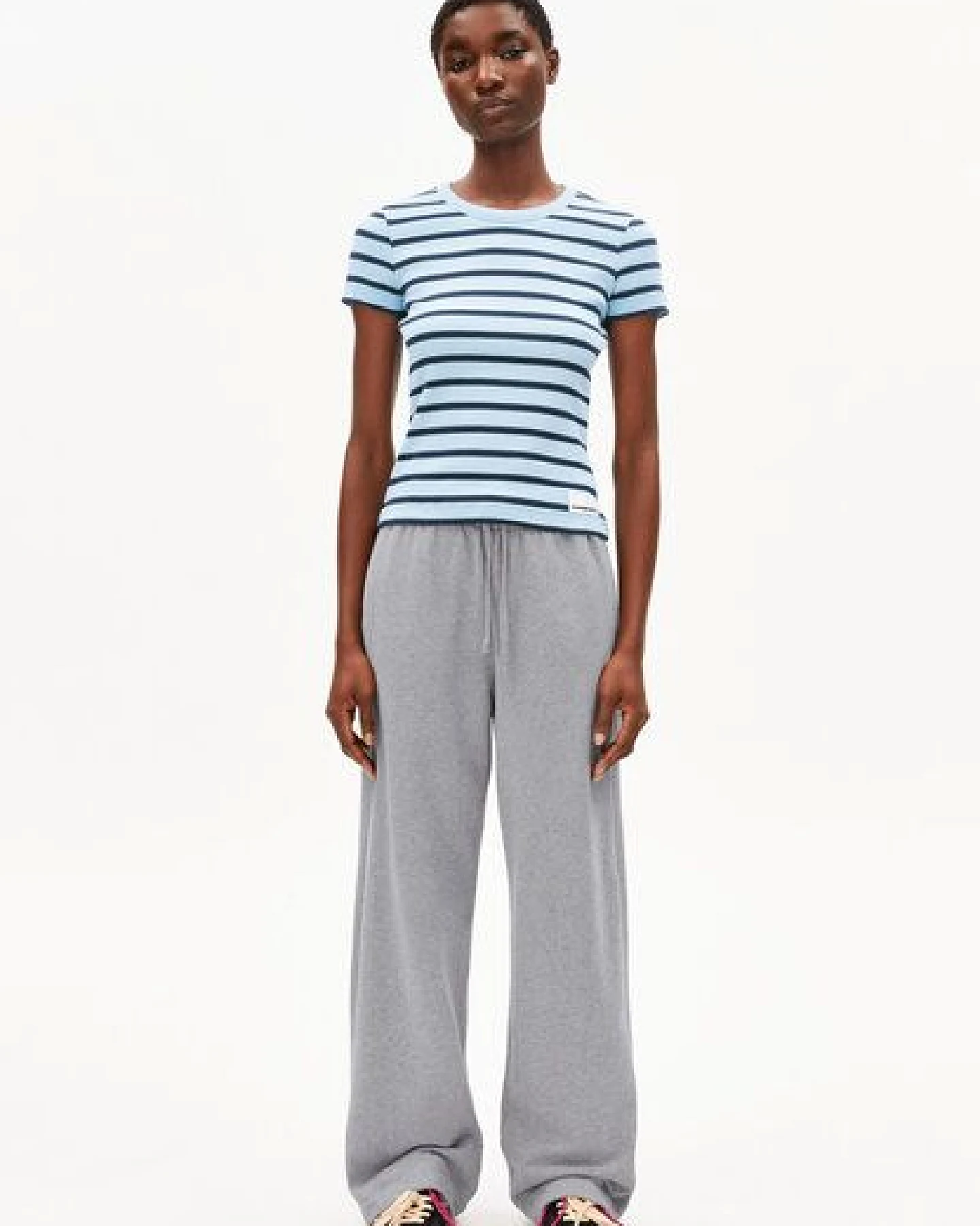 ARMEDANGELS KARDAA STRIPES Damen Ripp-T-Shirt aus Bio-Baumwoll Mix – Ansicht 4