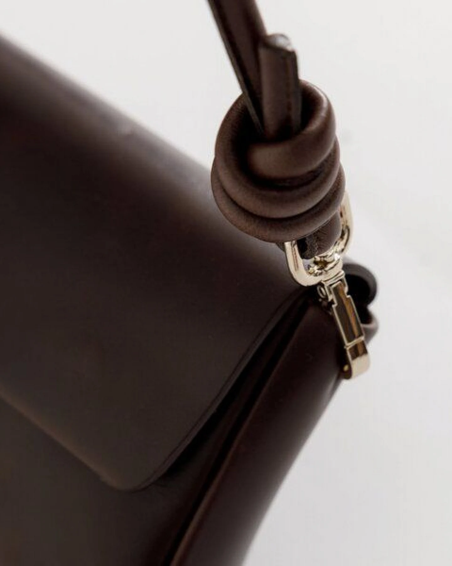 ann kurz Pack Large with 2 Straps – Umhängetasche aus Leder – Ansicht 2