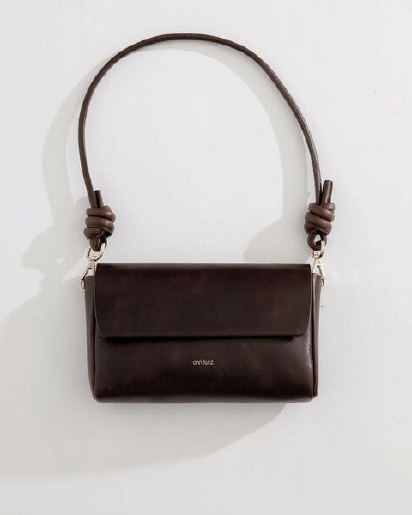ann kurz Pack Large with 2 Straps – Umhängetasche aus Leder – Ansicht 4