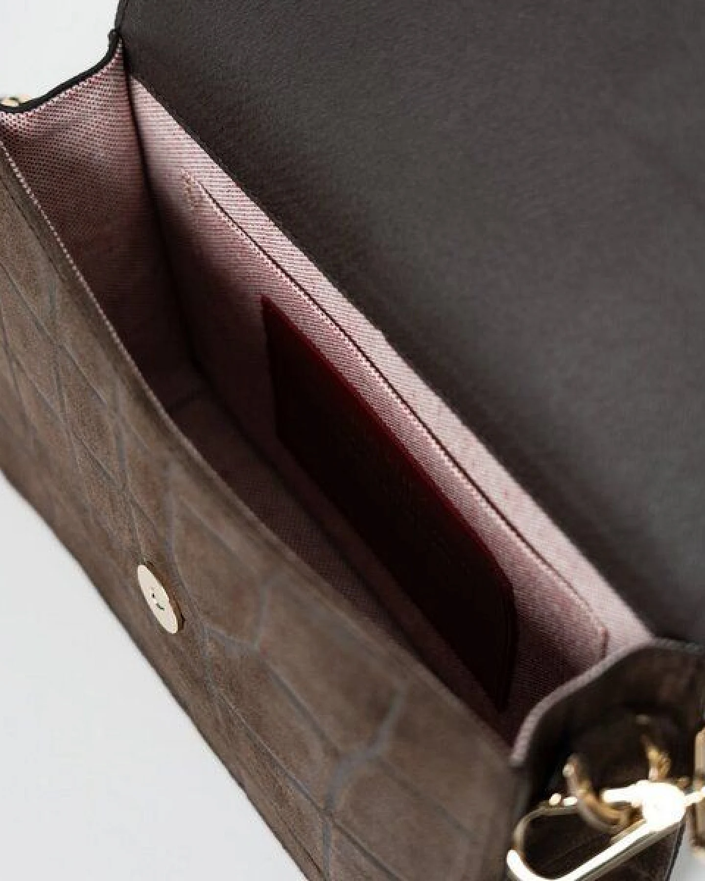 ann kurz Perfect Square – Umhängetasche aus Leder – Ansicht 3