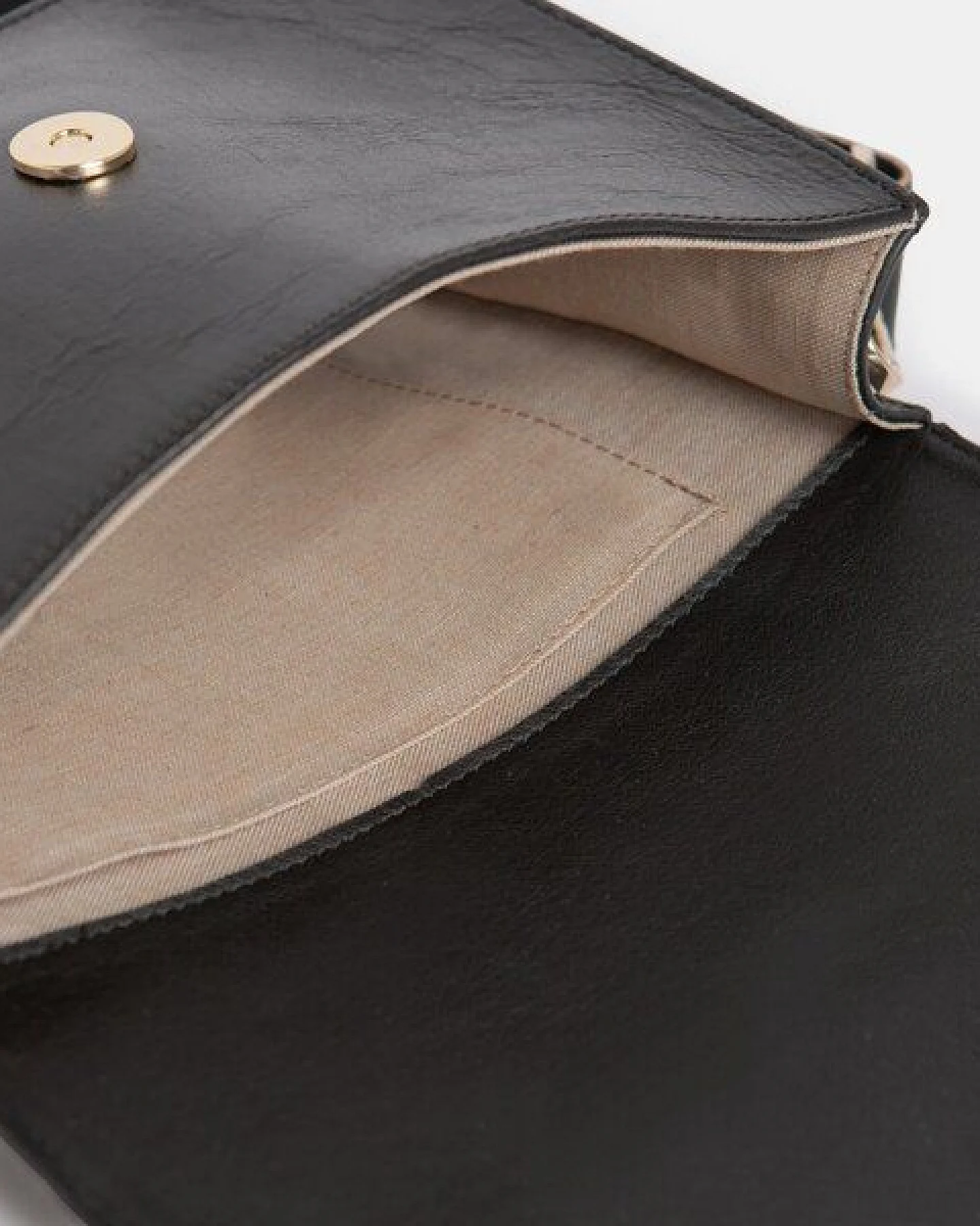 ann kurz Perfect Square – Umhängetasche aus Leder – Ansicht 4