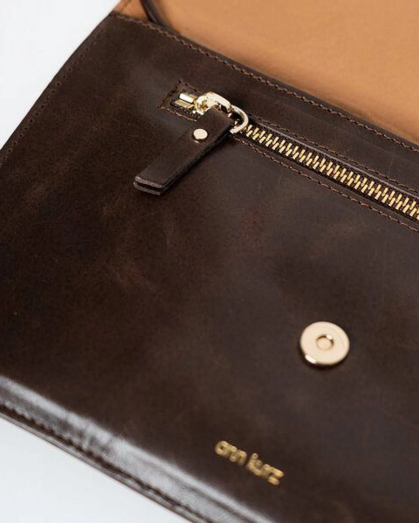 ann kurz Thin Clutch – flache Clutch aus Leder – Ansicht 2