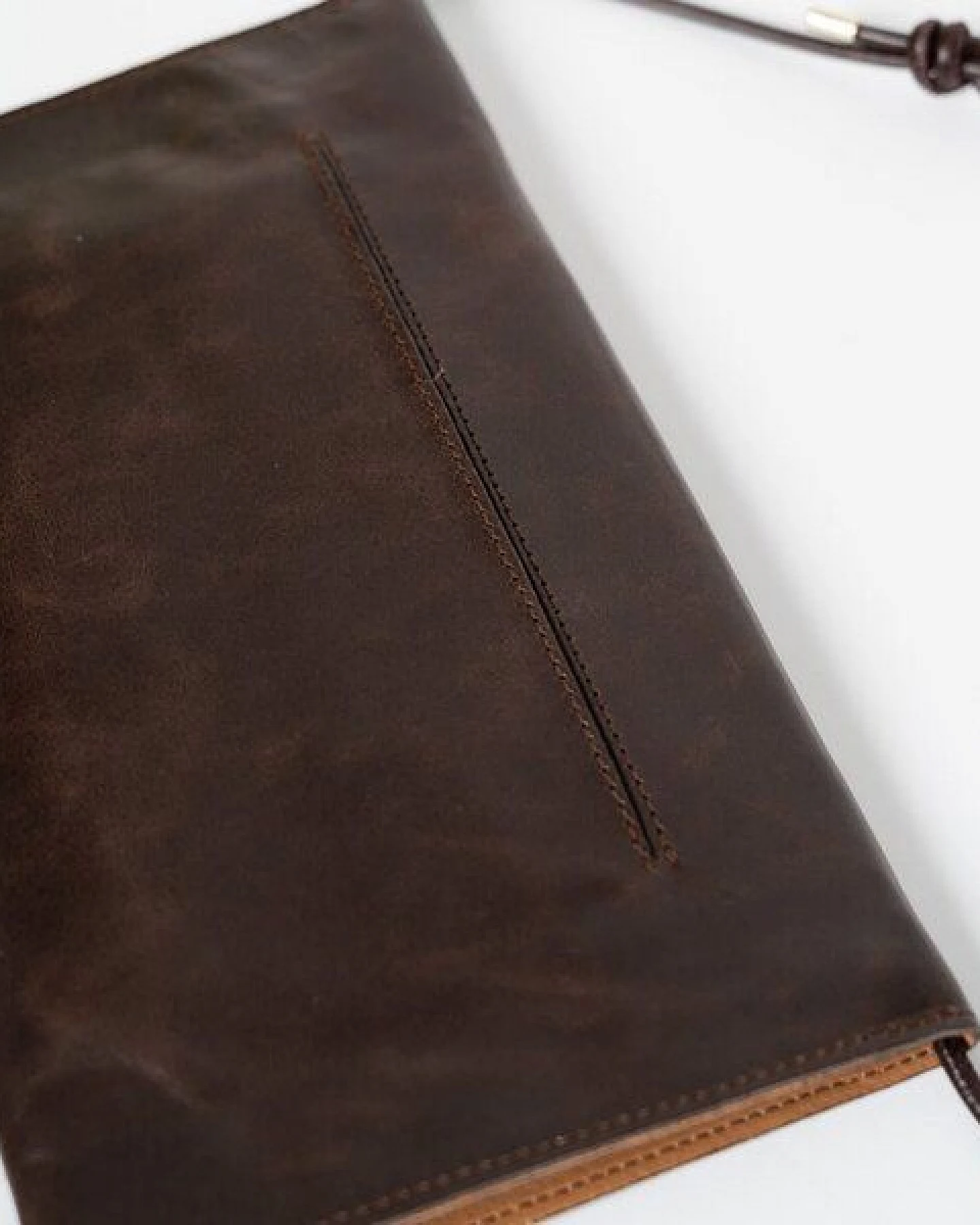 ann kurz Thin Clutch – flache Clutch aus Leder – Ansicht 3