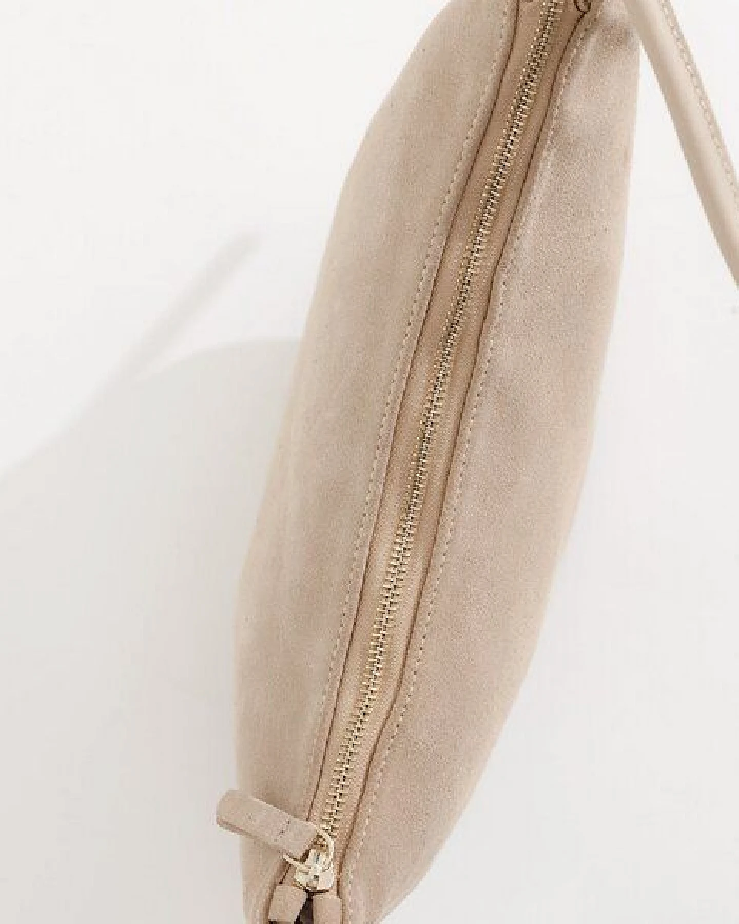 ann kurz Half Moon – Halbmond-Schultertasche aus Leder – Ansicht 2