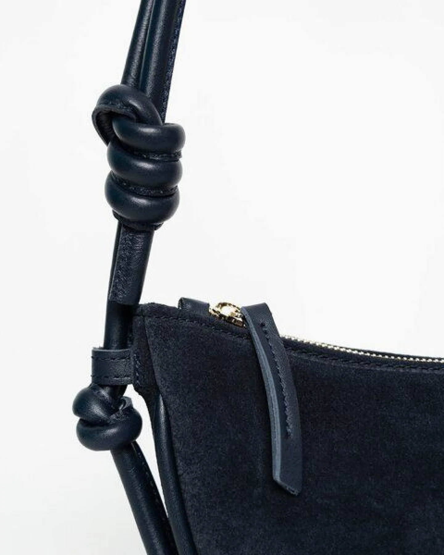 ann kurz Mini Half Moon – kleine Halbmond-Schultertasche aus Leder – Ansicht 3
