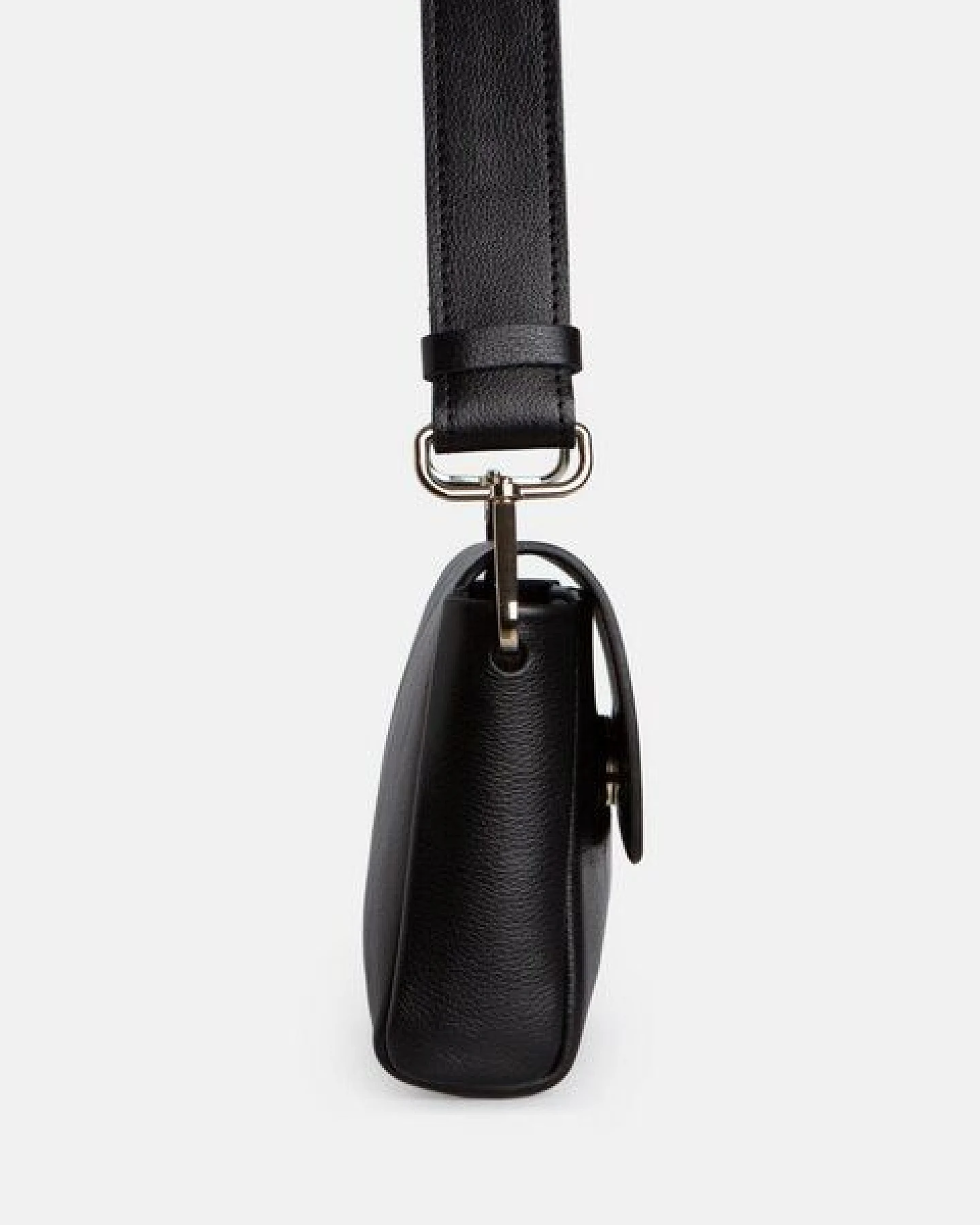 ann kurz Pack Large with 2 Straps – Umhängetasche aus Leder – Ansicht 2