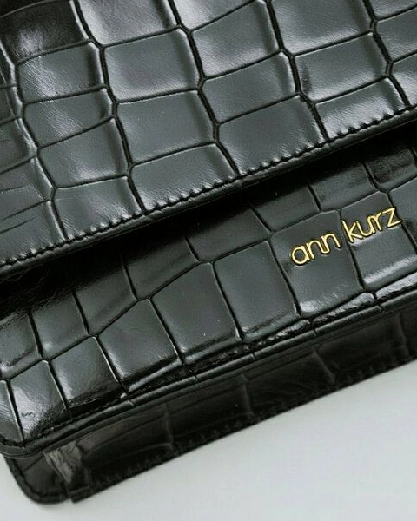 ann kurz Perfect Square – Umhängetasche aus Leder – Ansicht 3