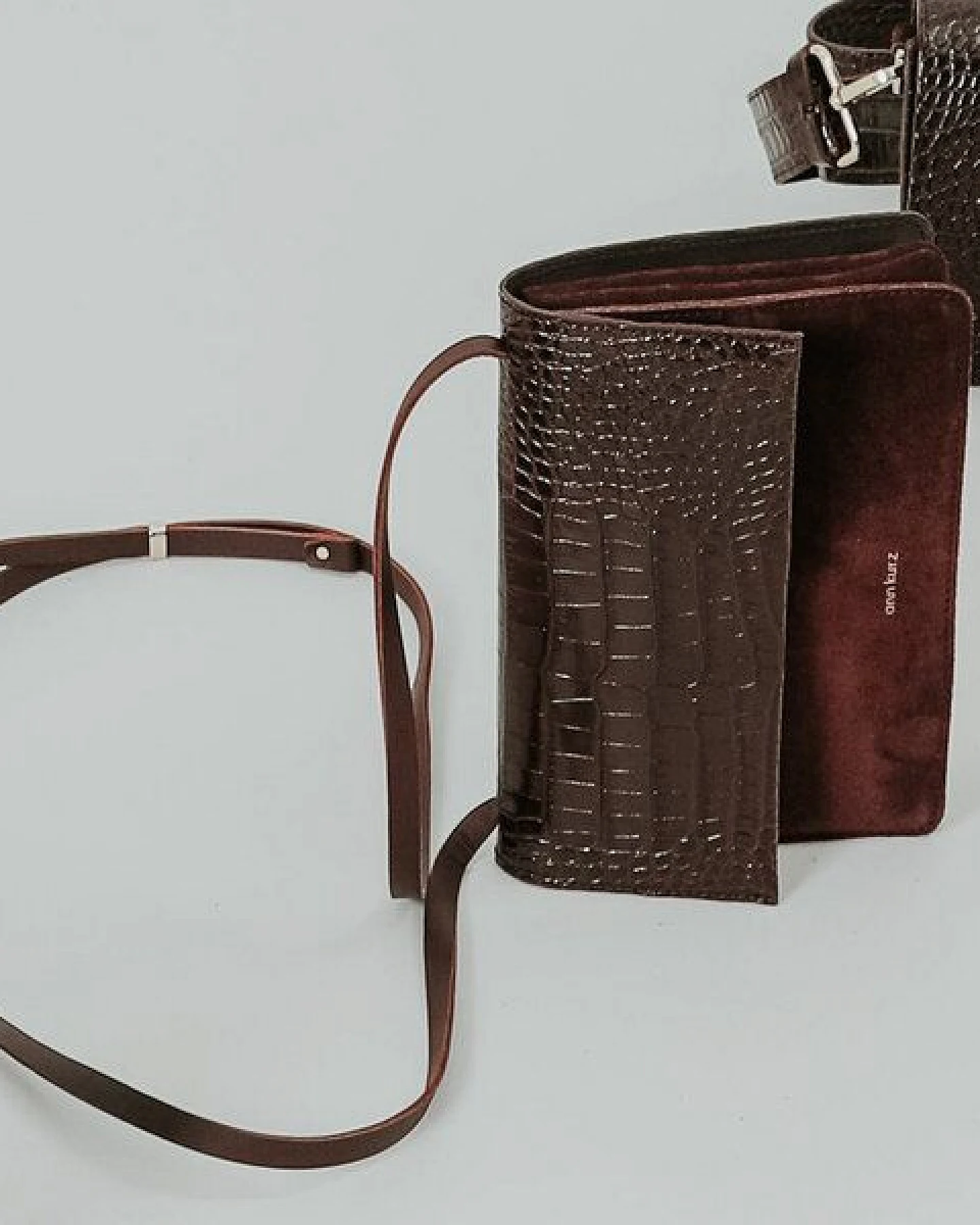 ann kurz Phone Bag Medium – Handytasche aus Leder – Ansicht 4