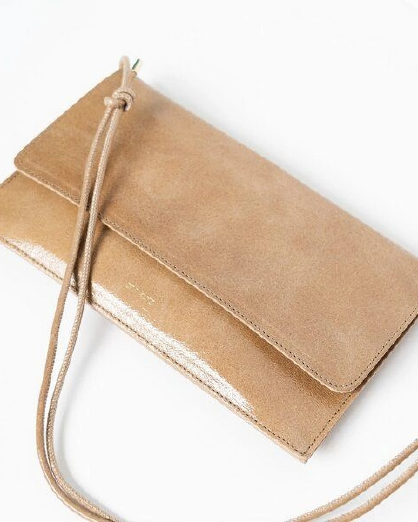 ann kurz Thin Clutch – flache Clutch aus Leder – Ansicht 4