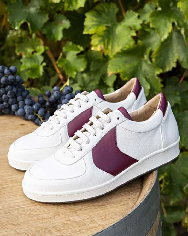 Minuit Sur Terre Herren vegan Sneaker Cepage Merlot Weiß/Burgunderrot