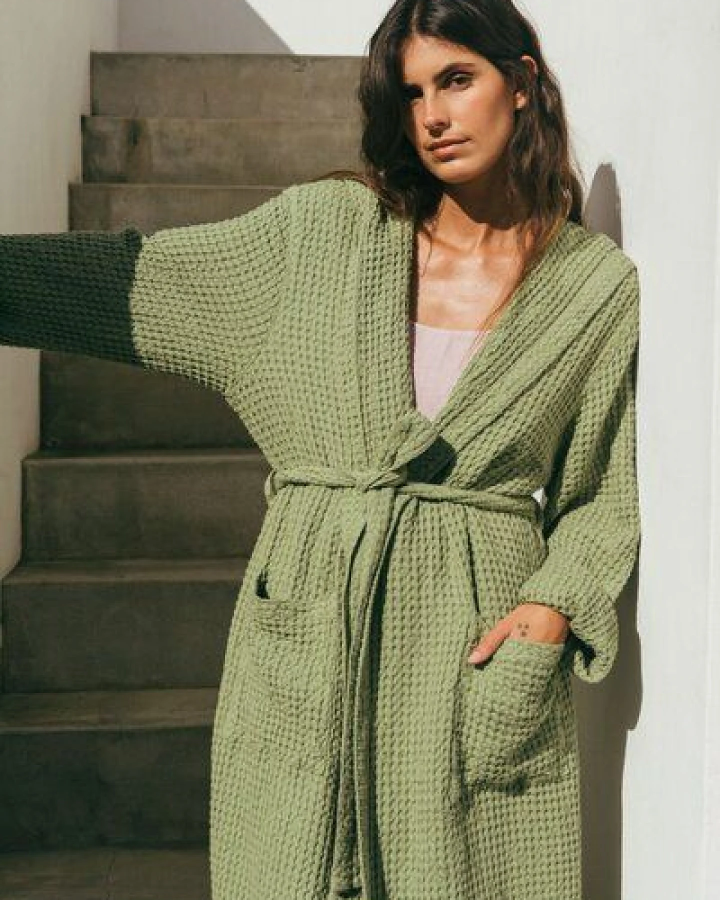 AmourLinen Waffel-Bademantel aus Leinen für Damen – Ansicht 4