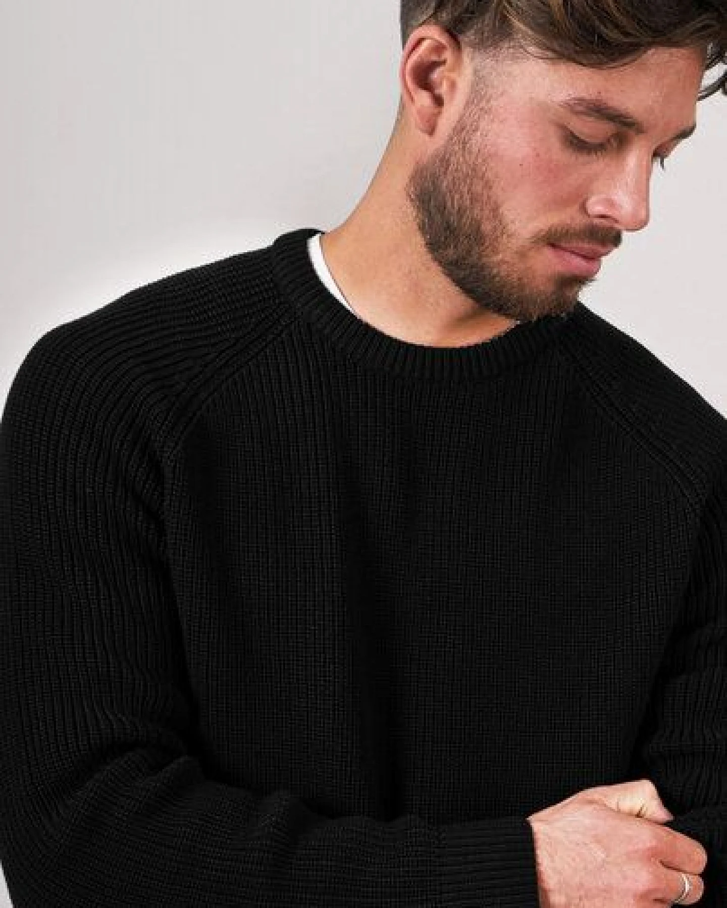 Kultgut NEW Generation Recycling - Black Rippstrickpullover – Ansicht 2
