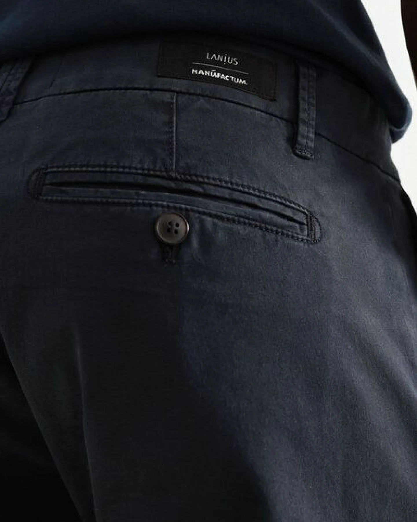 LANIUS Regular Chinohose "OAK" (OCS) aus Bio-Baumwolle – Ansicht 4