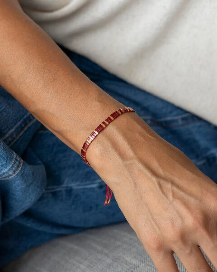 juni Rotes Armband Golden Garnet - handgemacht in Deutschland