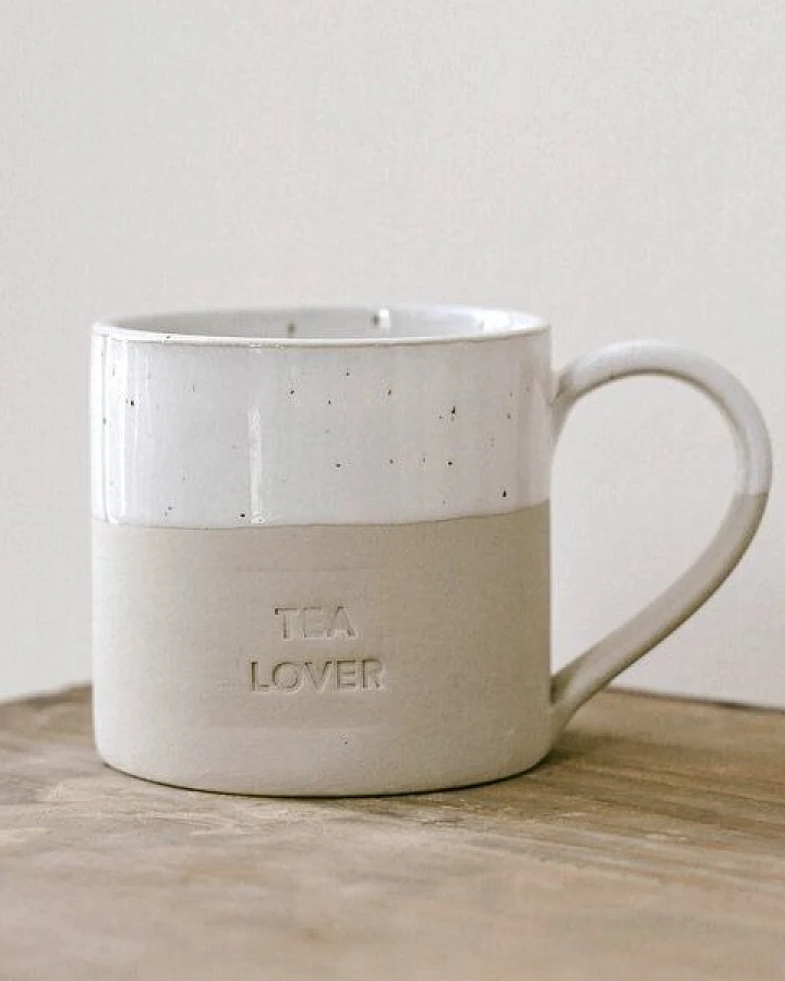 Eulenschnitt Große Tasse aus Steingut, Handarbeit