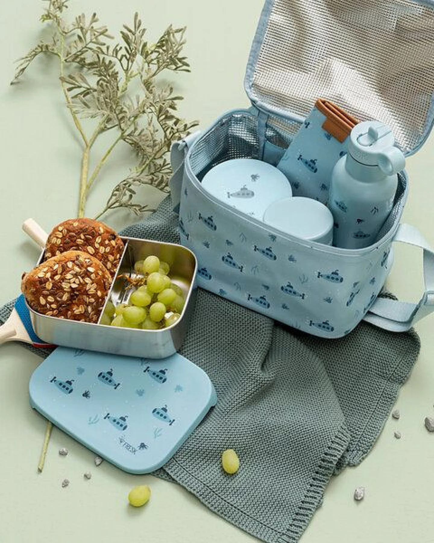 Fresk Kühltasche groß – 22 × 17 × 15 cm, mit Schultergurt und Namensschild – Ansicht 2