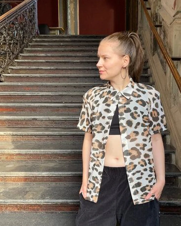 Golden Circle Clothing Kurzärmlige Bluse aus Baumwoll-Voile