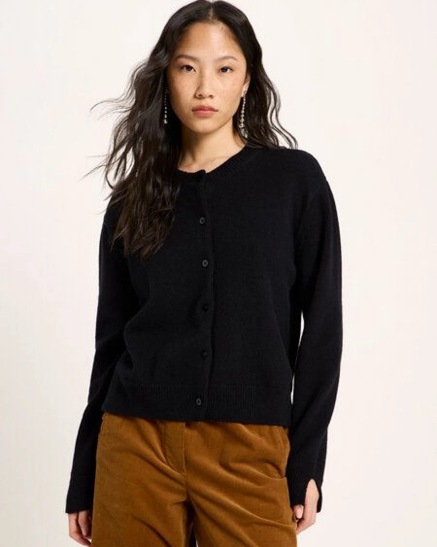 LANIUS Boxy Strickjacke (GOTS) aus Bio-Schurwolle und Bio-Baumwolle – Ansicht 4