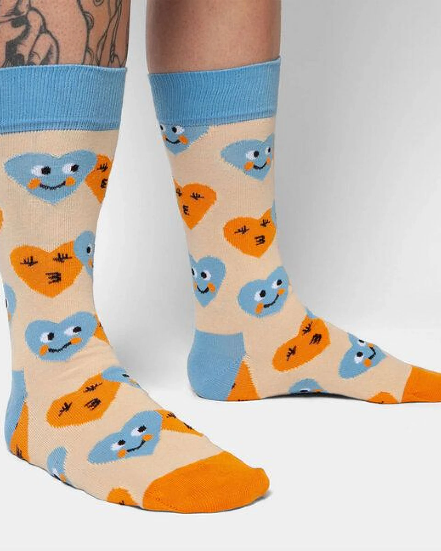 DillySocks Socken Smiling Hearts aus Biobaumwoll-Mix – Ansicht 2