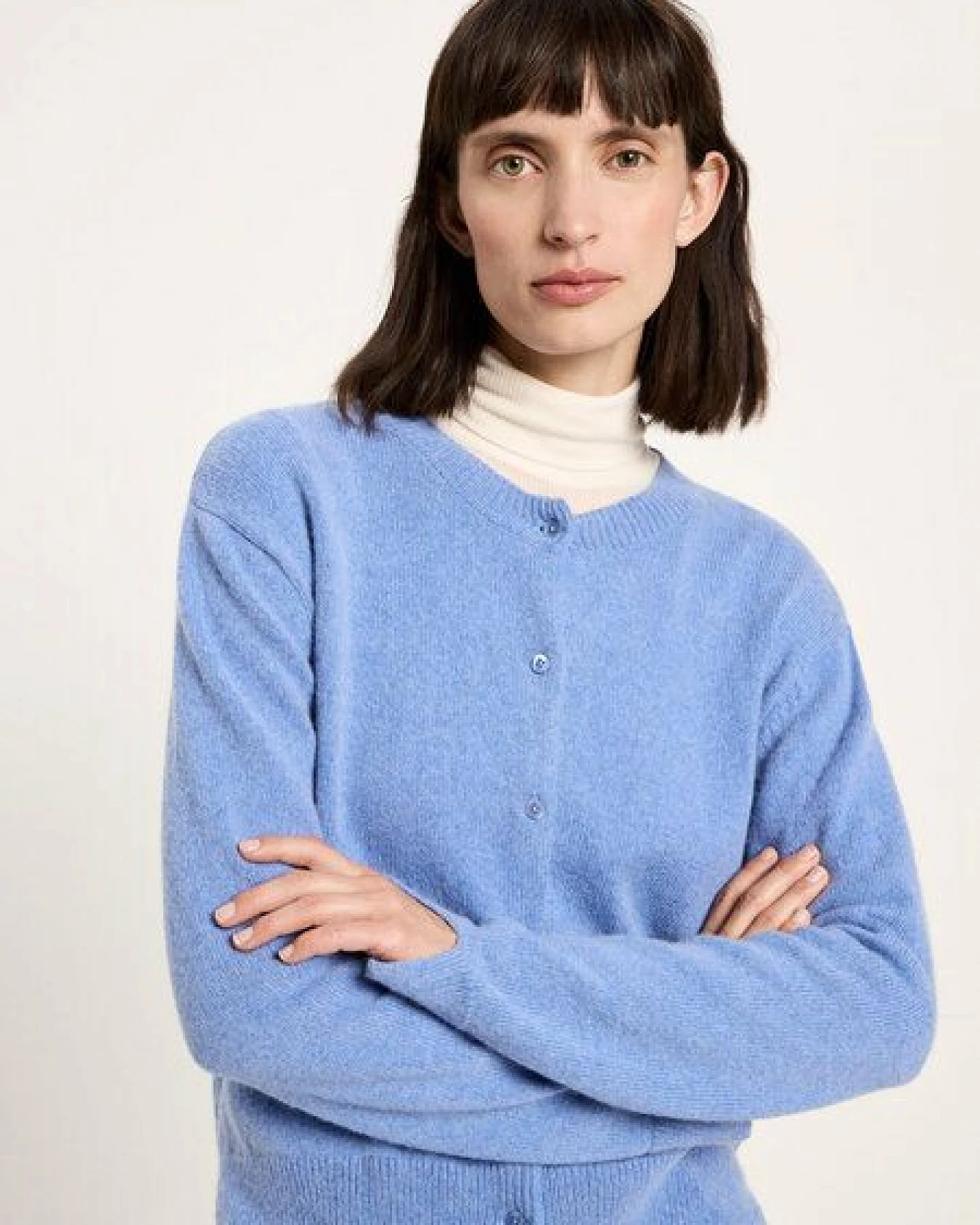 LANIUS Boxy Strickjacke (GOTS) aus Bio-Schurwolle und Bio-Baumwolle – Ansicht 4