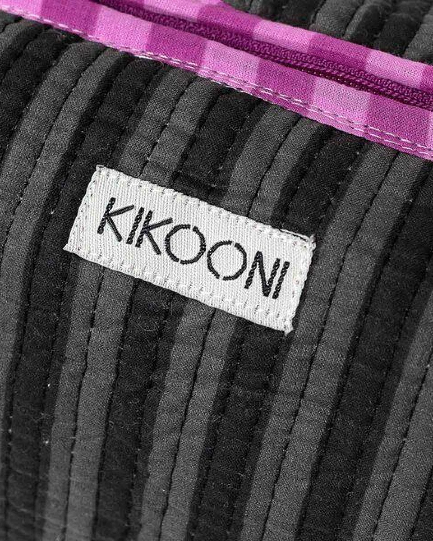 KIKOONI handgefertigte Kosmetiktasche "Thin Stripes Midnight" – Ansicht 4