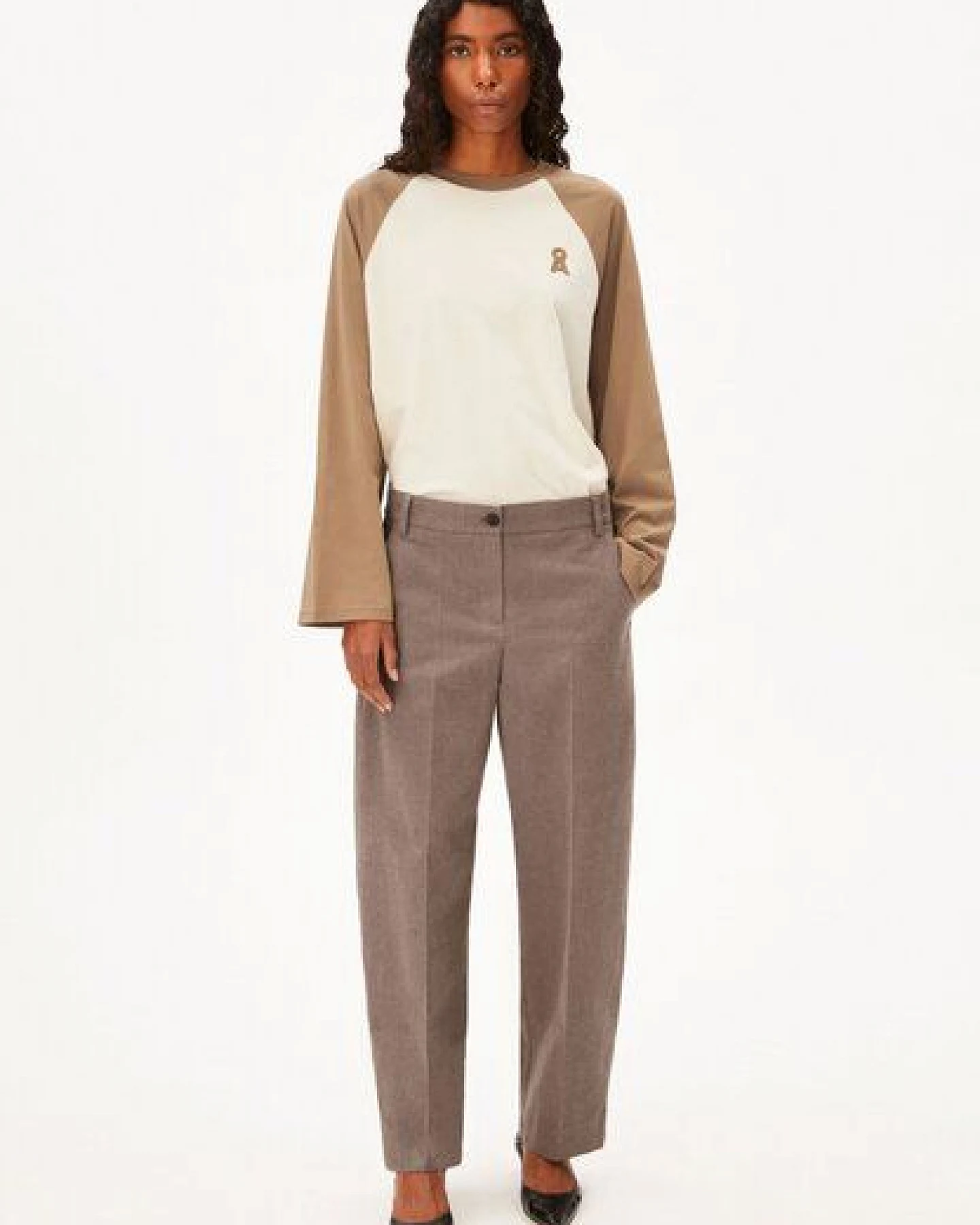 ARMEDANGELS HERRINGBONE BARREL LEG PANT Damen Hose aus Bio-Baumwoll Mix – Ansicht 4