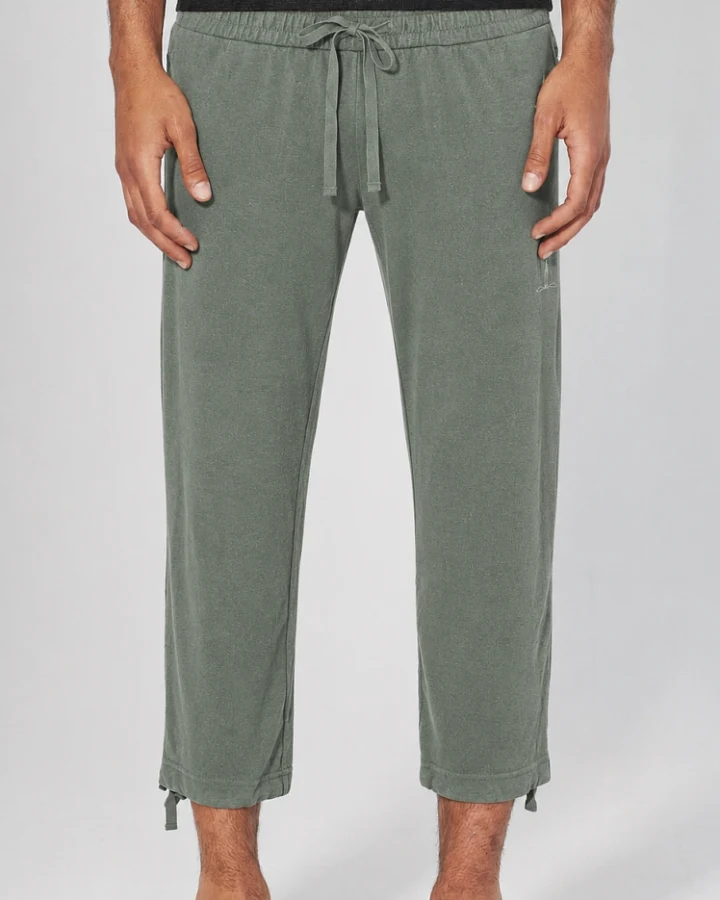 HempAge Herren vegan Yoga Hose 7/8 Thymiangrün
