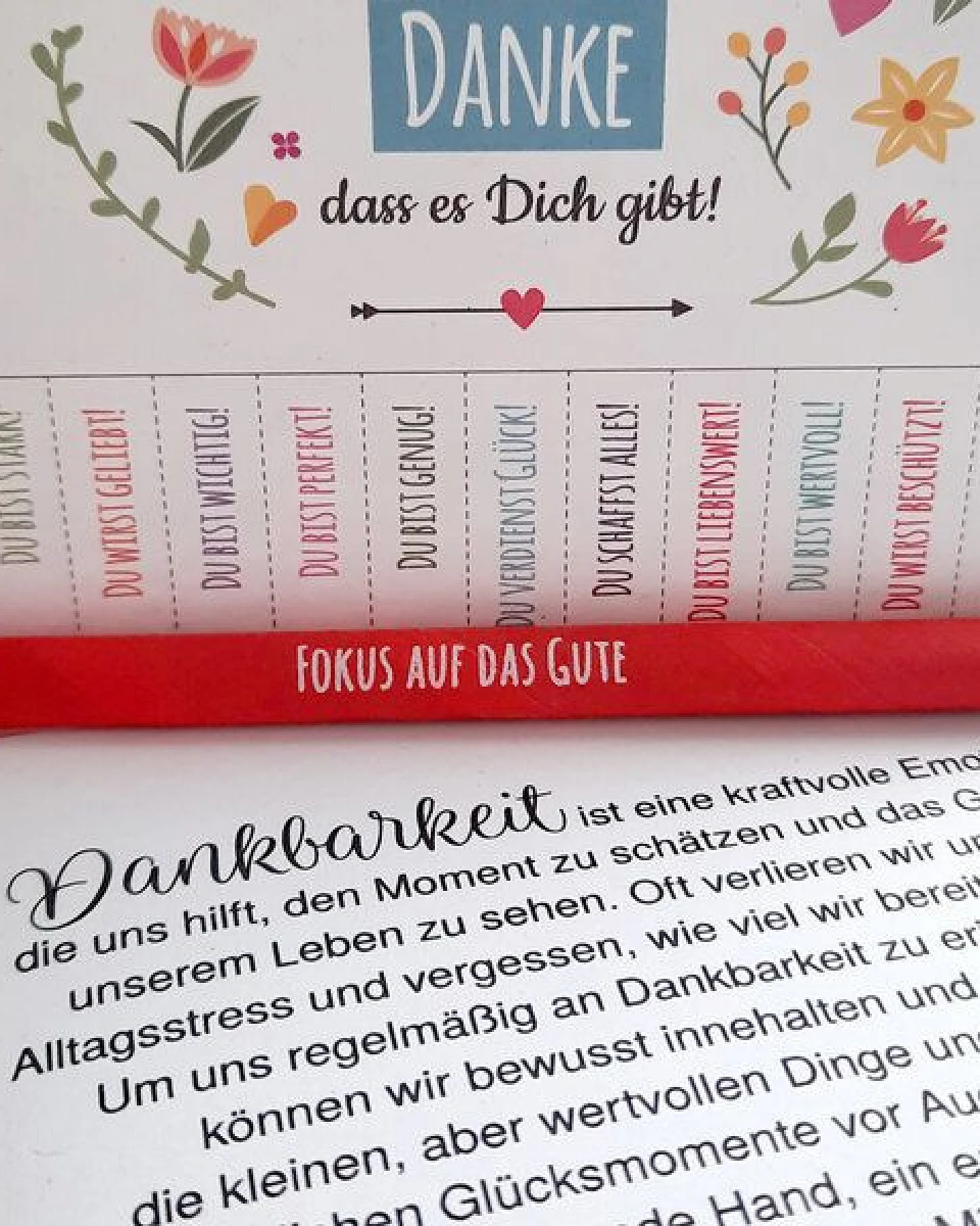 Ideenverlag Hamburg Gedankenglas® Glücksmomente-Set mit Holzdeckel, Notizblock, Stift & Buch – Ansicht 2