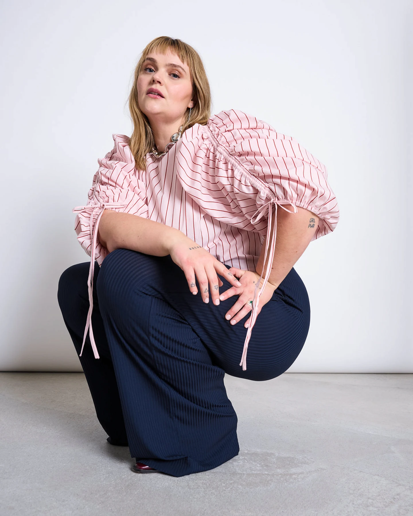 JAN N JUNE Damen vegan Bluse Mit Puffärmeln Und Noppen Hellrosa Gestreift – Ansicht 2