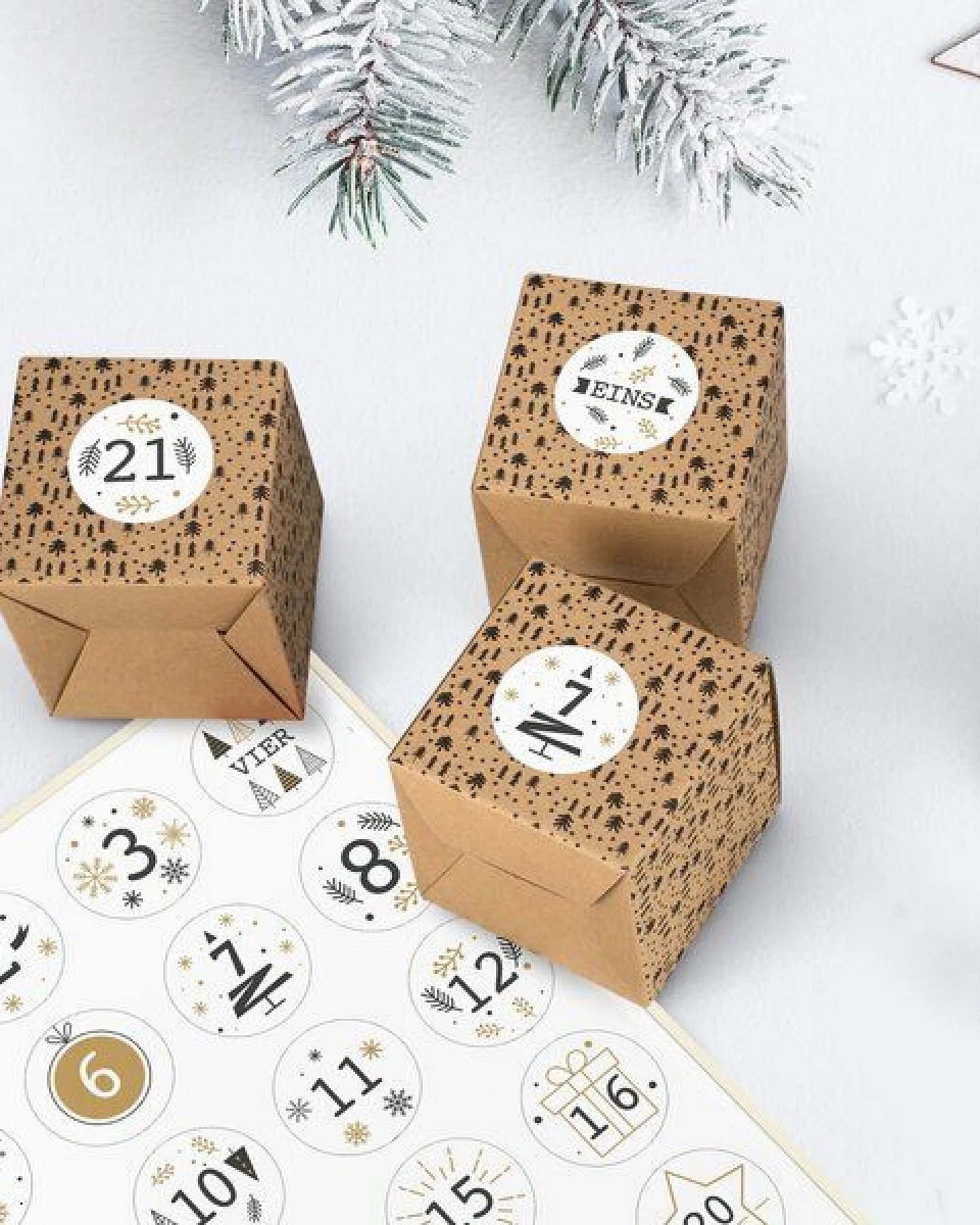 Fines Papeterie Adventskalender UNIQUE Boxen und Aufkleber Zahlen 1-24 – Ansicht 2