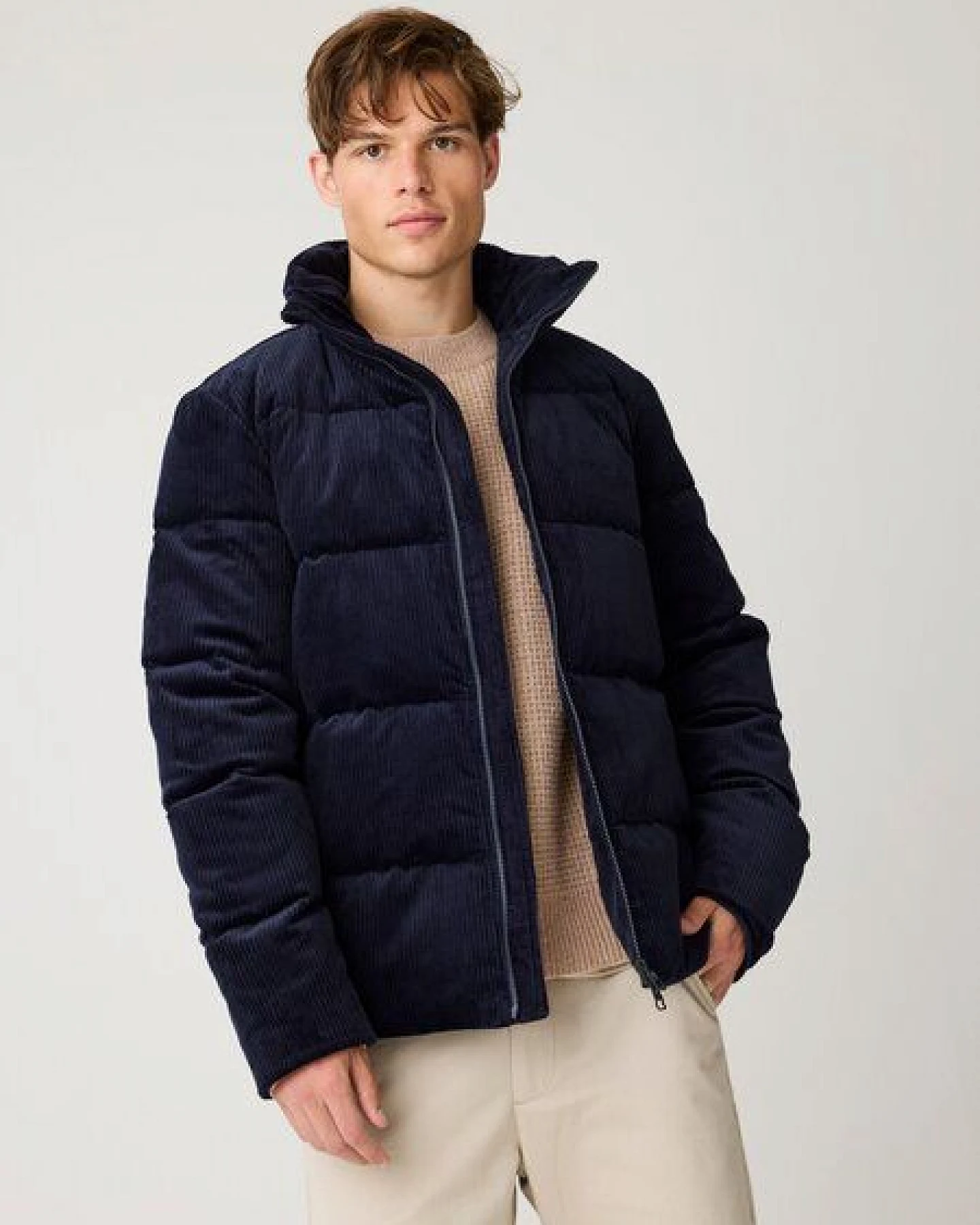 KnowledgeCotton Apparel Wattierte Cord-Steppjacke mit hohem Kragen aus Bio-Baumwolle – Ansicht 2