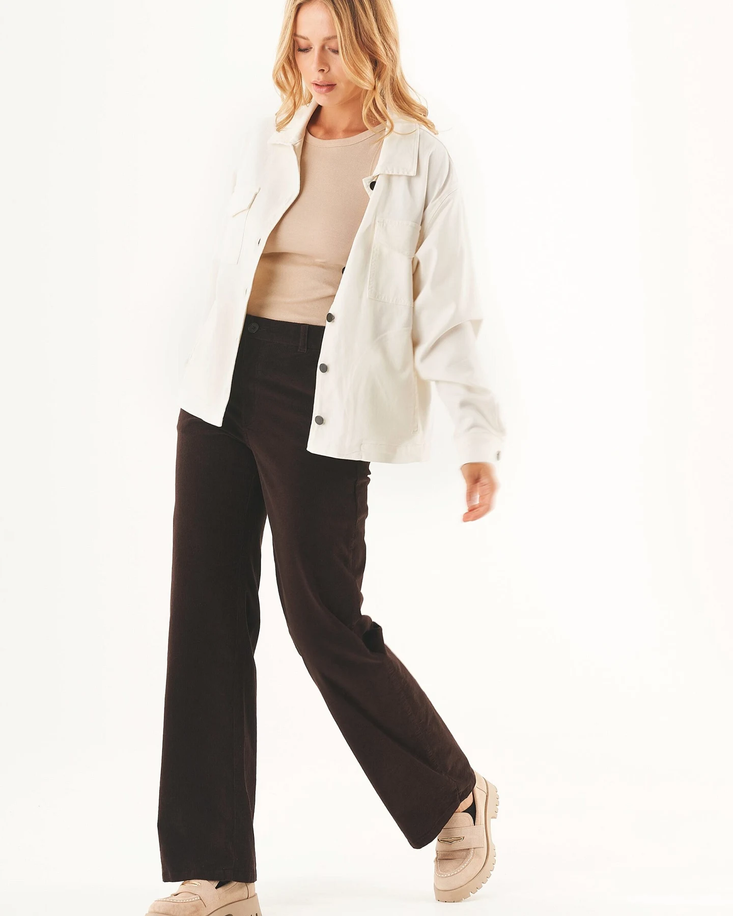 ORGANICATION Damen vegan Cordhose Camel – Ansicht 2