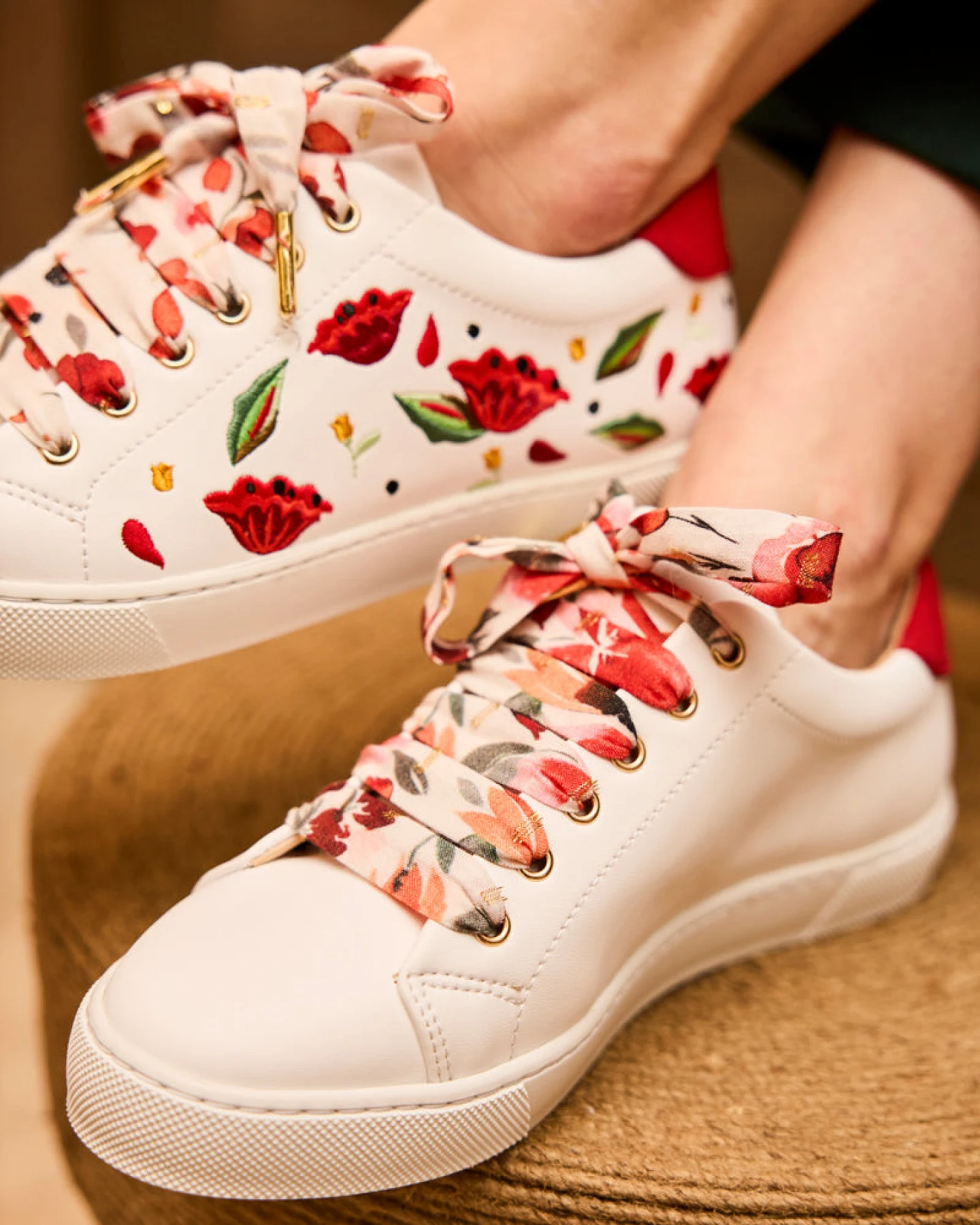 Minuit Sur Terre Damen vegan Sneaker Virevolte Coquelicots Weiß – Ansicht 2