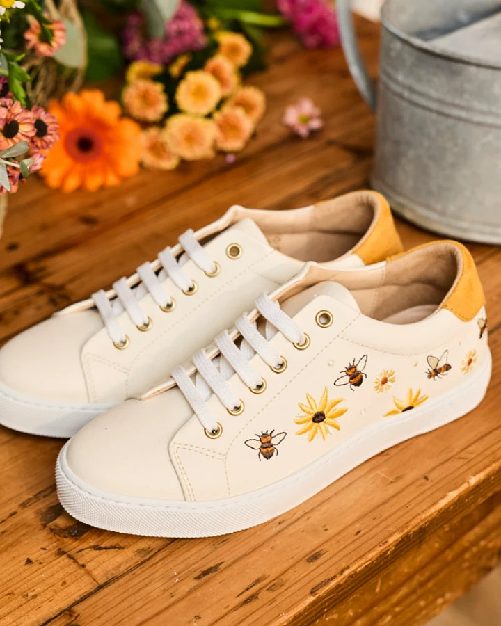 Minuit Sur Terre Damen vegan Sneaker Virevolte Abeilles Cremefarben