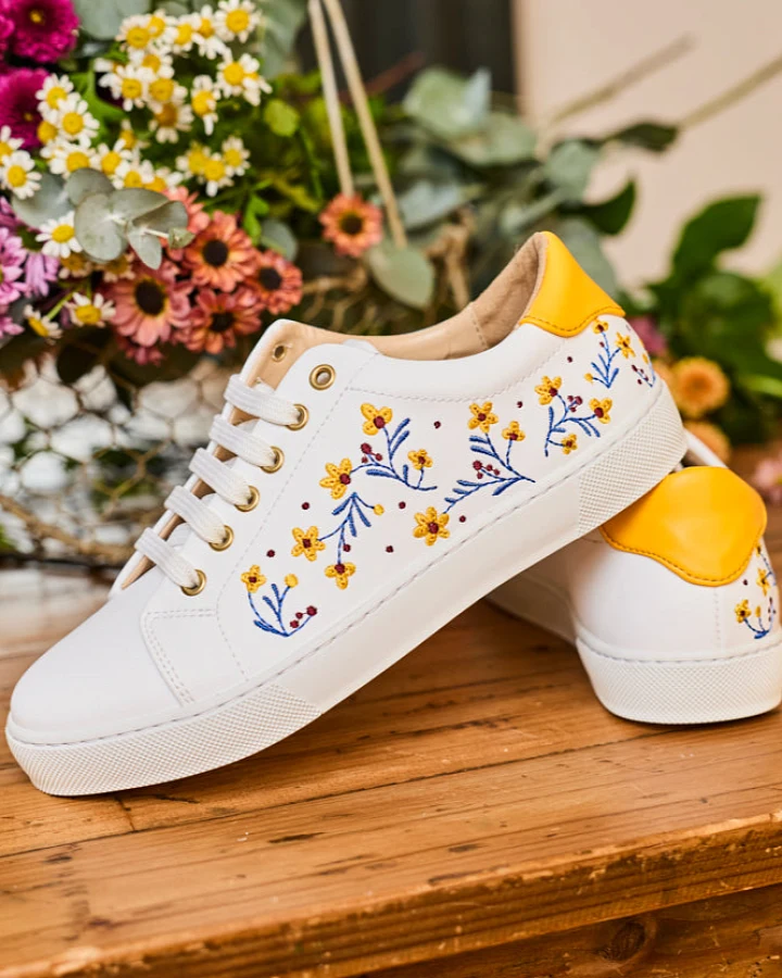 Minuit Sur Terre Damen vegan Sneakers Virevolte Butterblumengelb