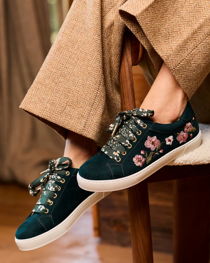Minuit Sur Terre Damen vegan Sneaker Virevolte Forêt Fleurie Schwarz