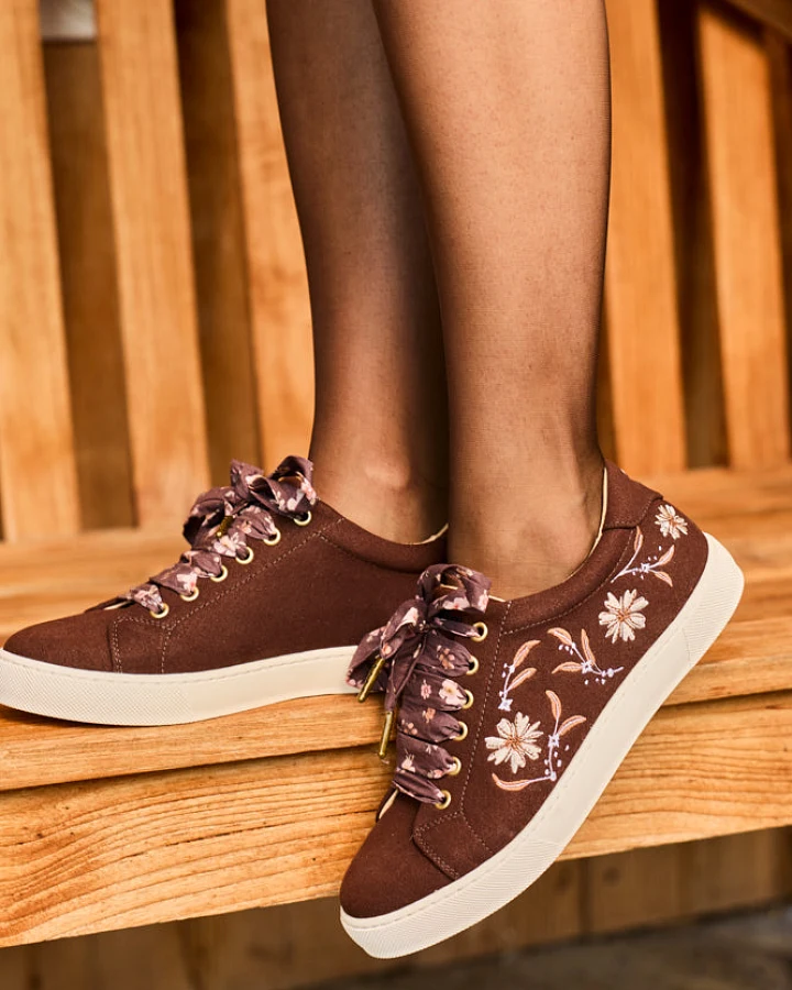 Minuit Sur Terre Damen vegan Sneaker Virevolte Autumn Mist Braun