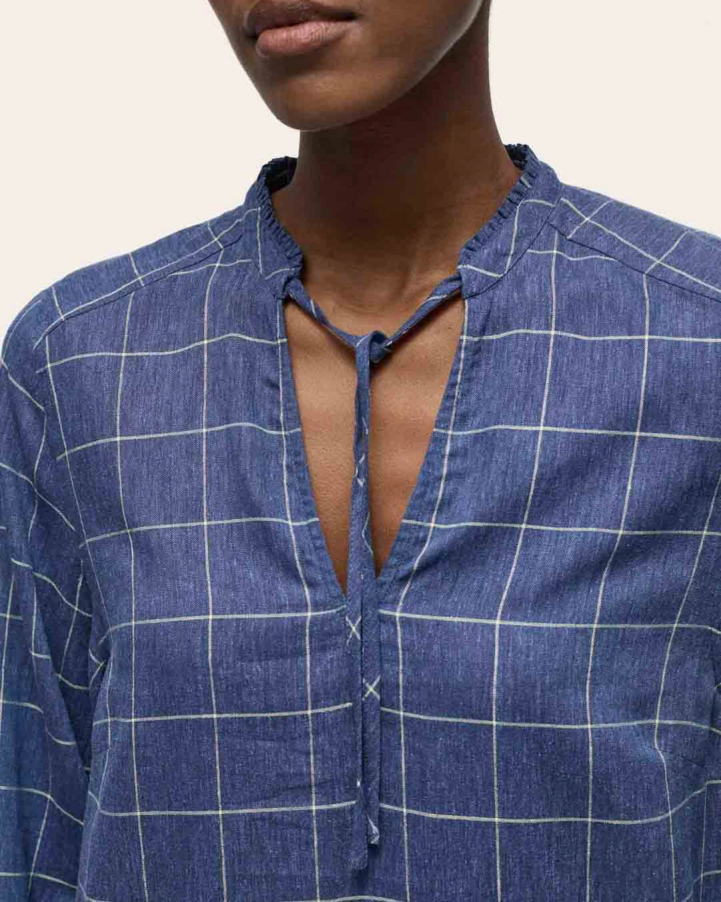 Karo-Kleid mit V-Ausschnitt – Ansicht 2