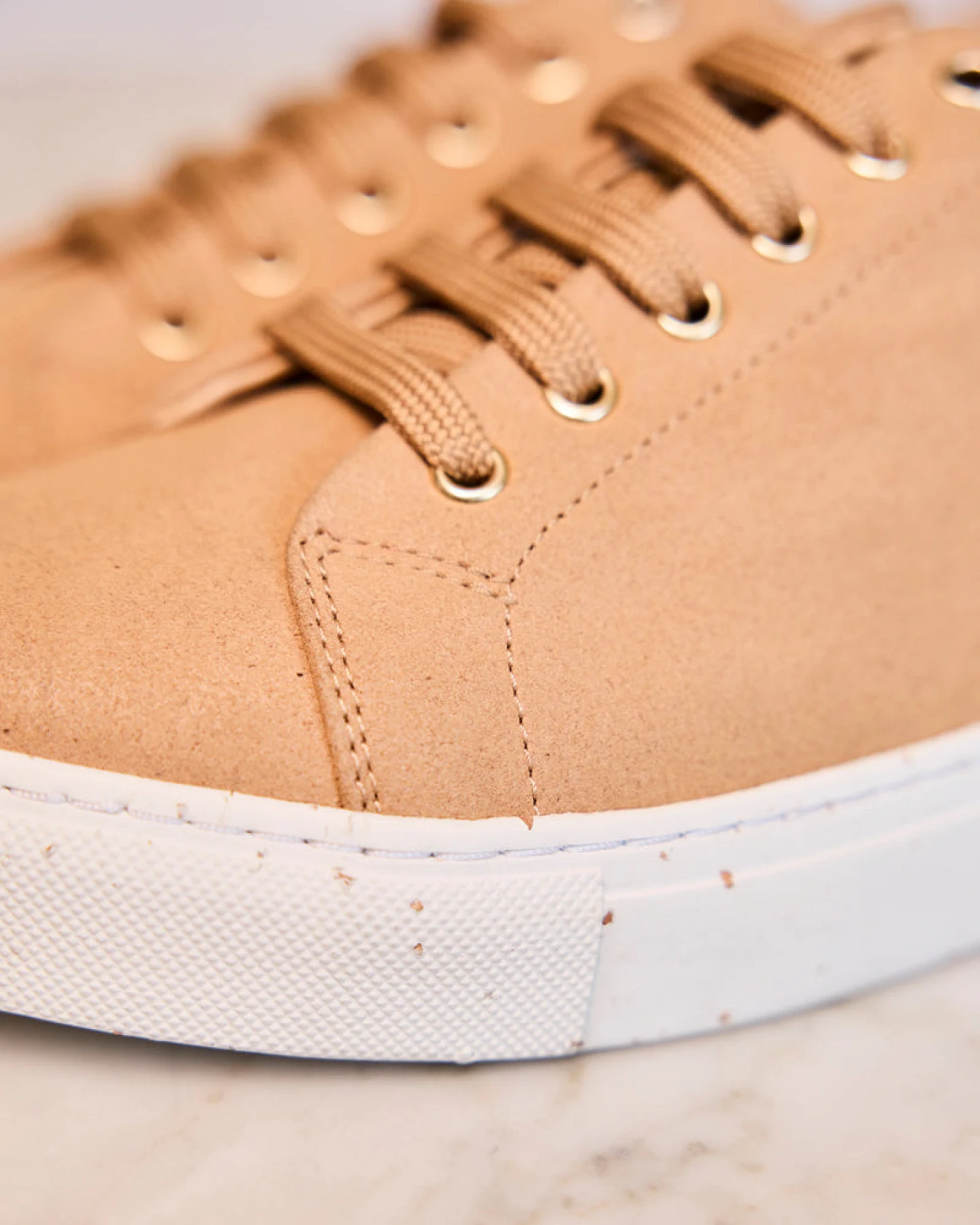 Minuit Sur Terre Damen vegan Sneaker Bellecombe Latte – Ansicht 2