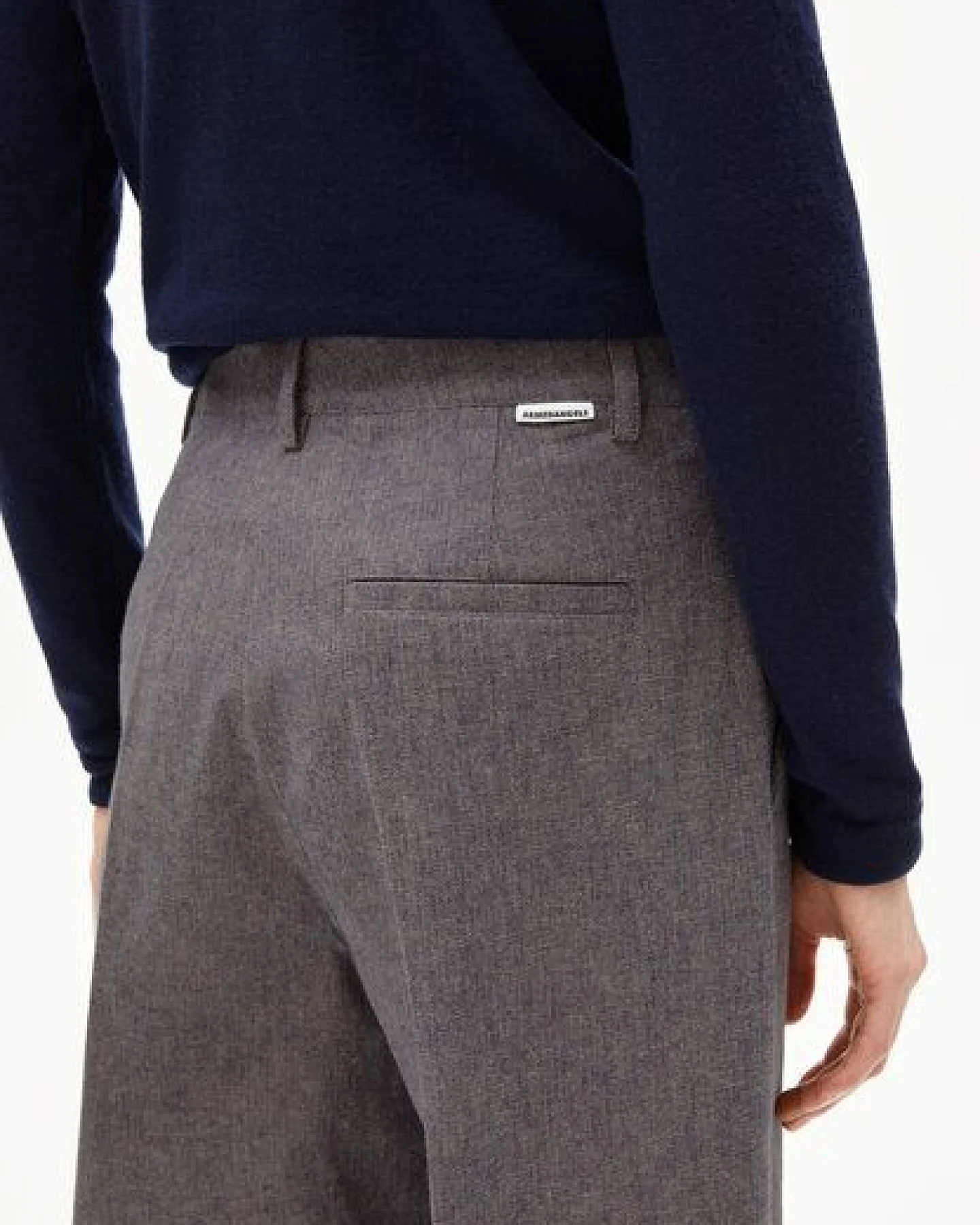 ARMEDANGELS LEANDRAA HANDAAS Damen Webhose aus Bio-Baumwoll Mix – Ansicht 3