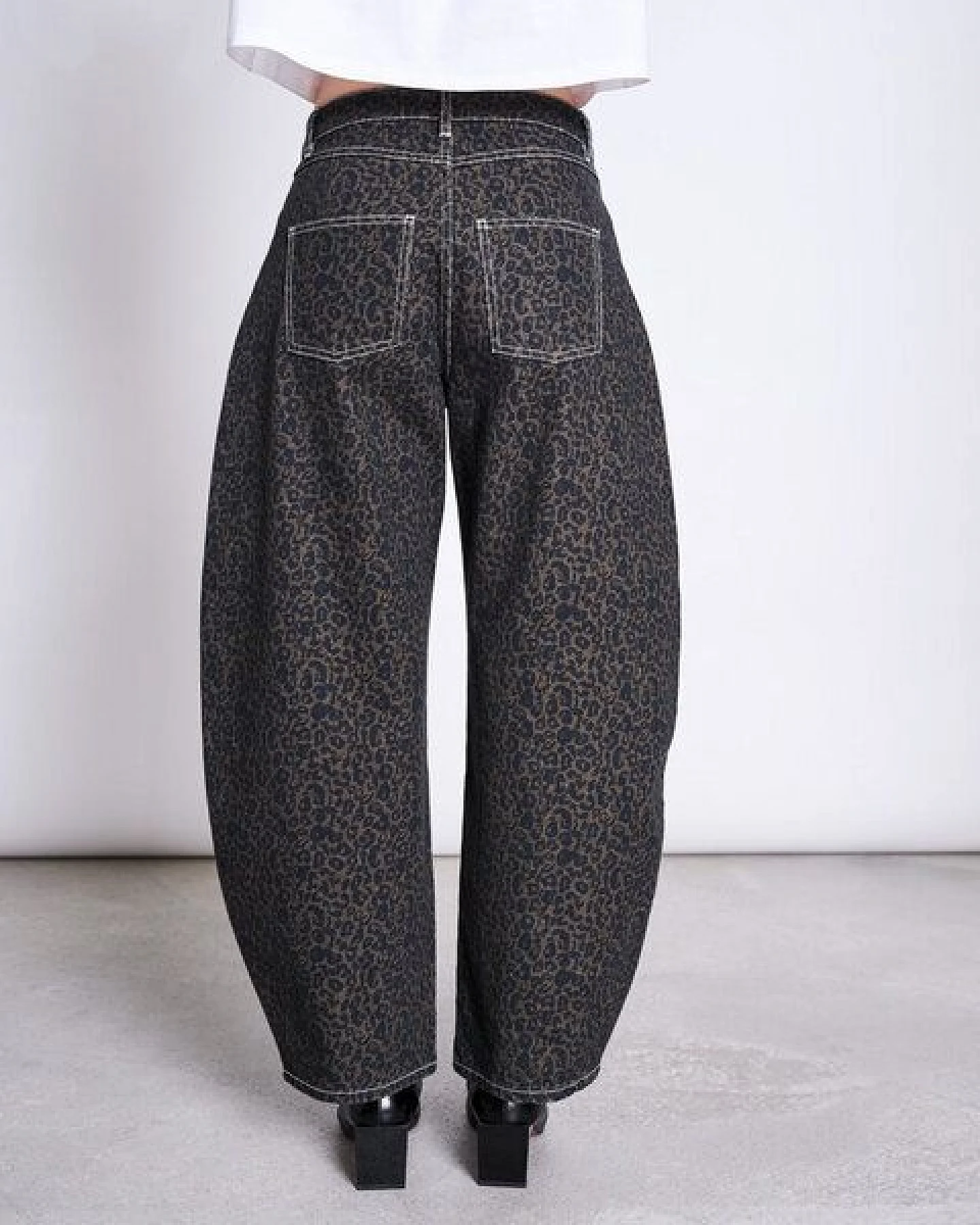 JAN N JUNE Barrel Leg Jeans FAYA aus Bio-Baumwolle GOTS – Ansicht 4