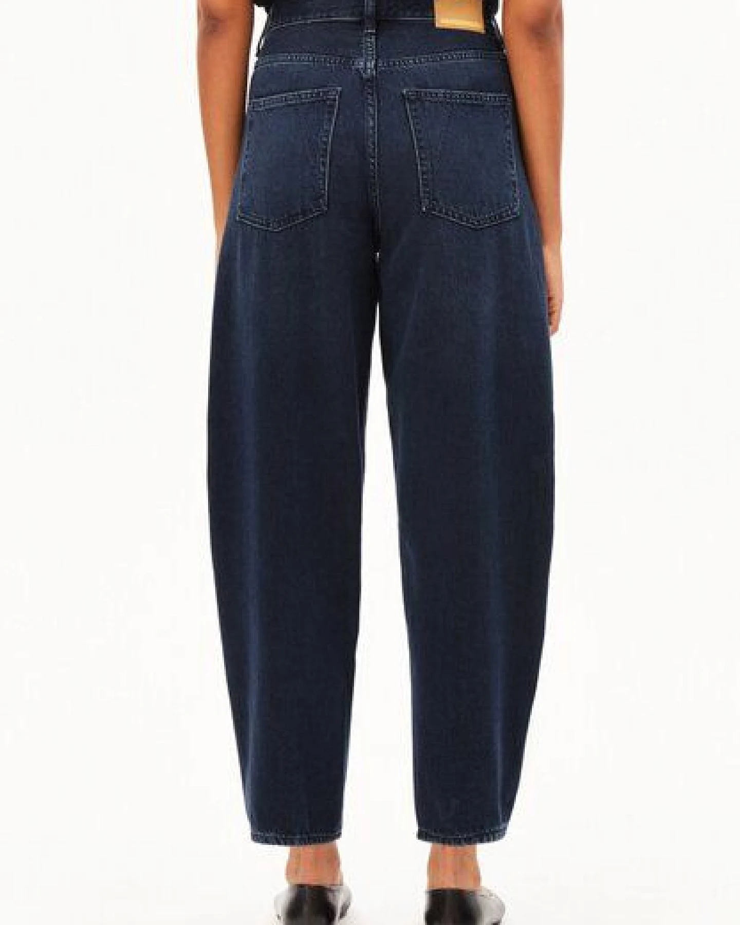 ARMEDANGELS BAARLY BARREL Damen Jeans aus Bio-Baumwoll Mix non stretch – Ansicht 2