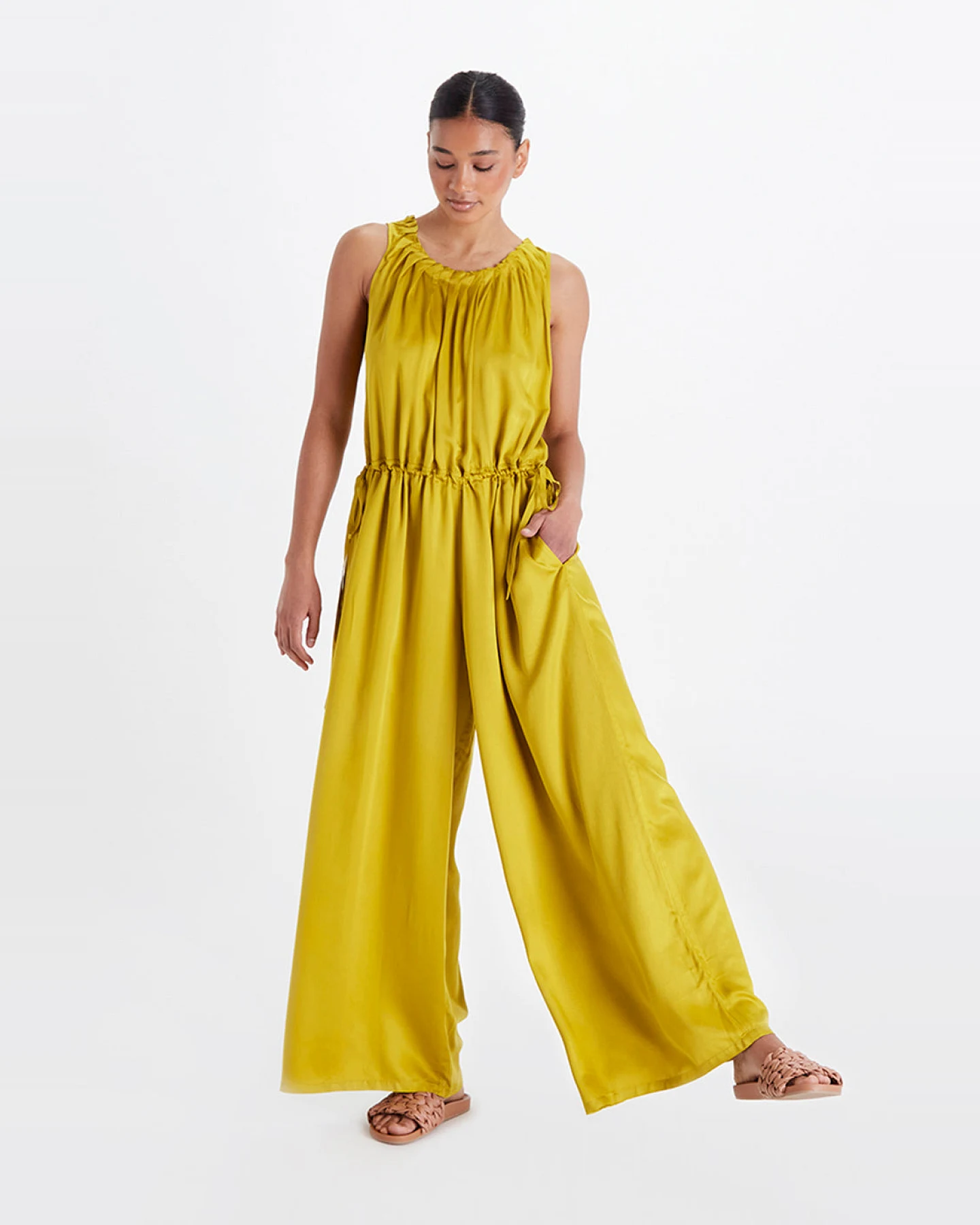 Neu Nomads Damen vegan Jumpsuit Sia Senf – Ansicht 2