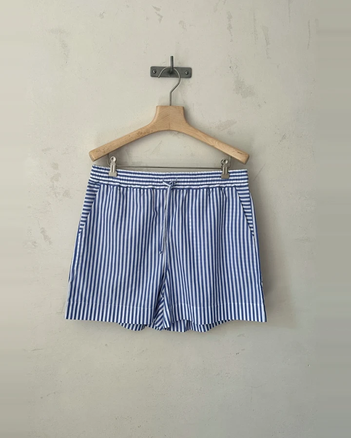 WOTE Damen vegan Shorts Gestreift Blau-Weiß