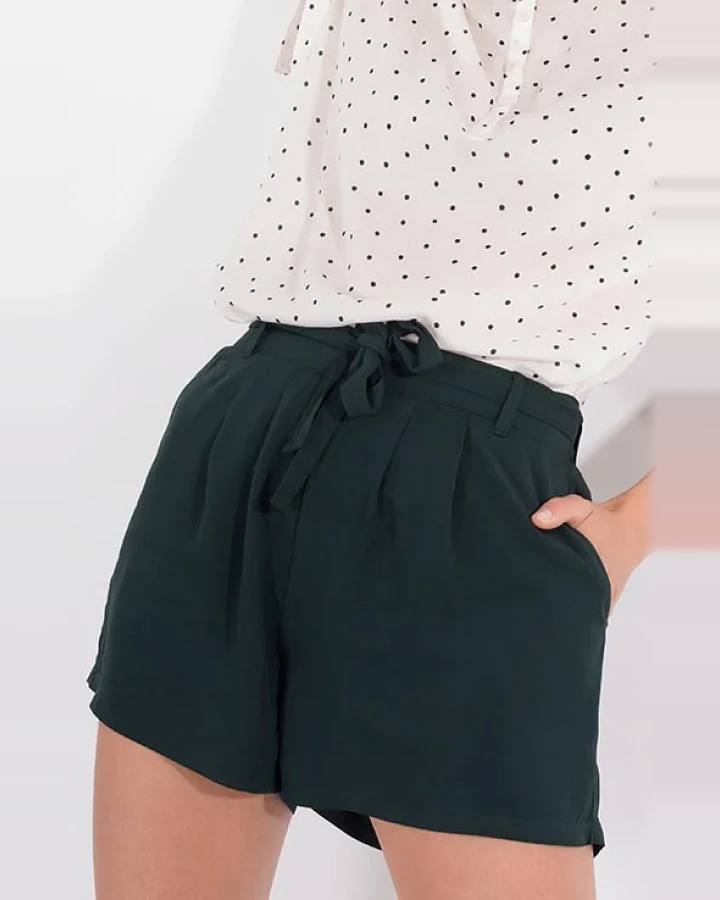 Zerum Damen vegan Shorts Lilly Waldgrün