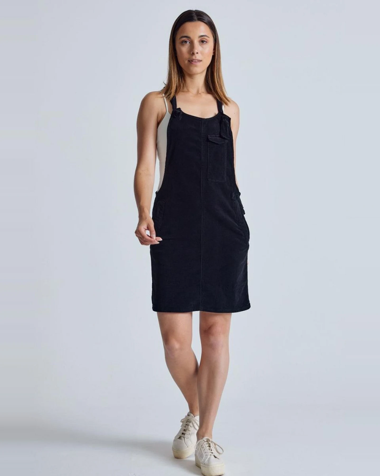 Flax and Loom Damen vegan Kleid Corduroy Peggy Schwarz – Ansicht 2